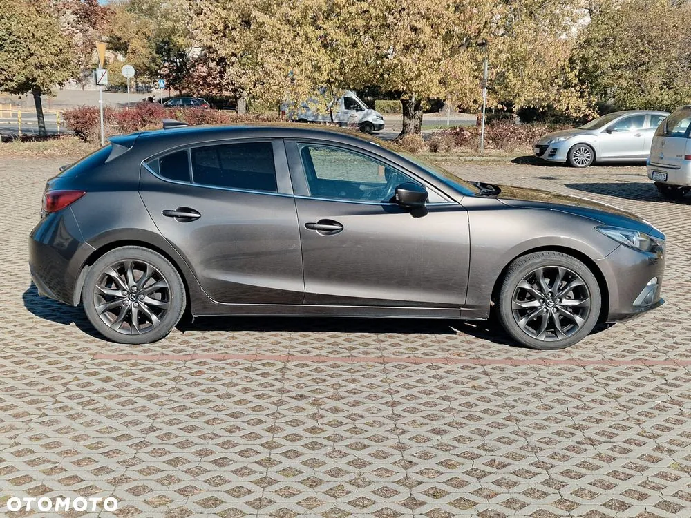 Mazda 3 2016 photo 3