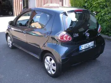 Toyota Aygo 2012 photo 2