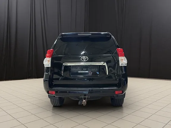 Toyota Land Cruiser 2011 photo 4