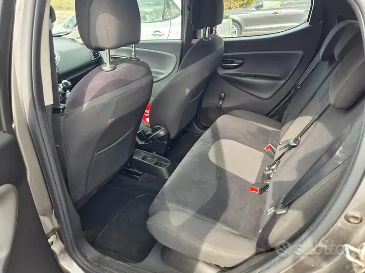 Lancia Ypsilon 2014 photo 5