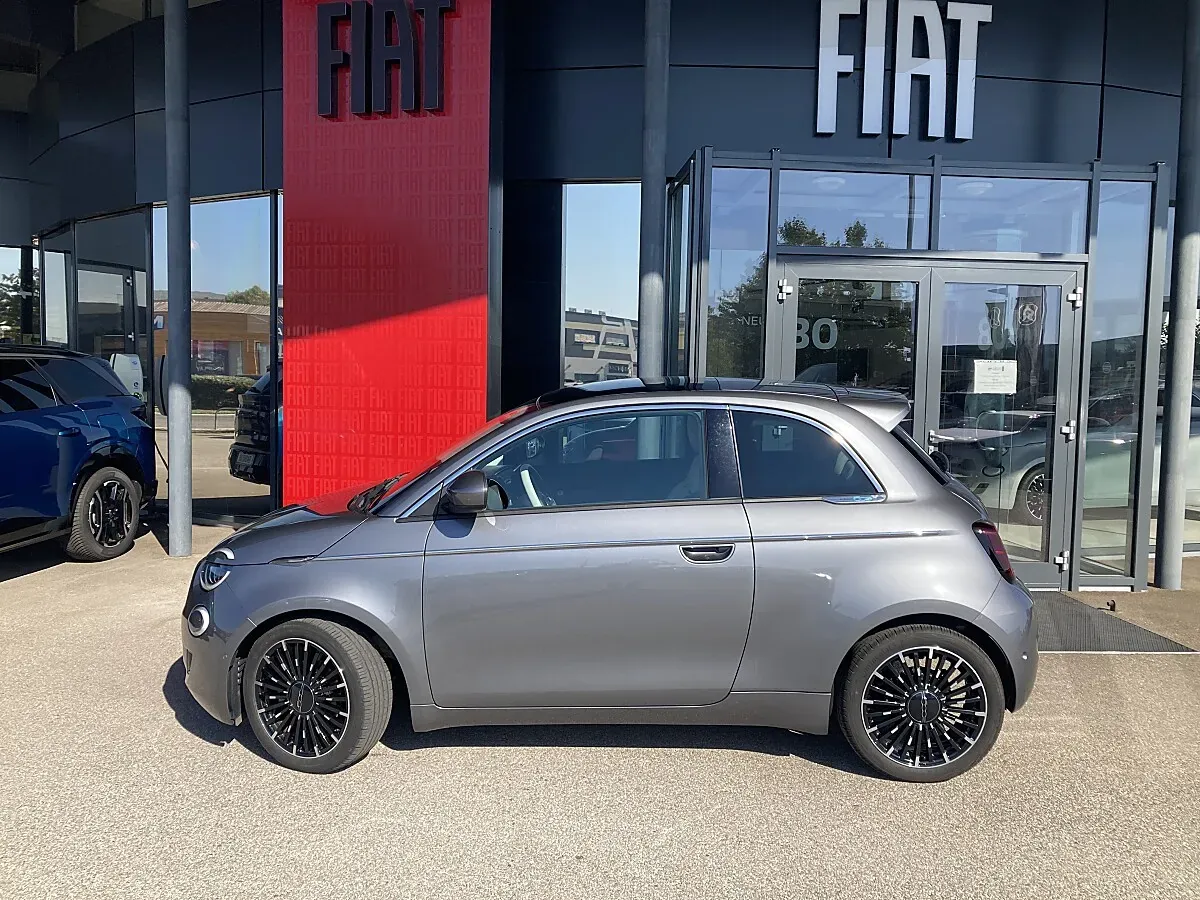 Fiat 500E 2022 photo 3