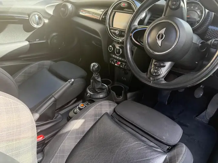 Mini Cooper S 2017 photo 4