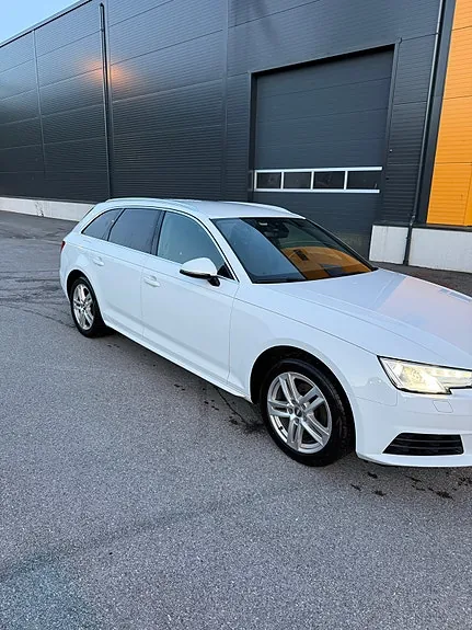 Audi A4 2016 photo 2