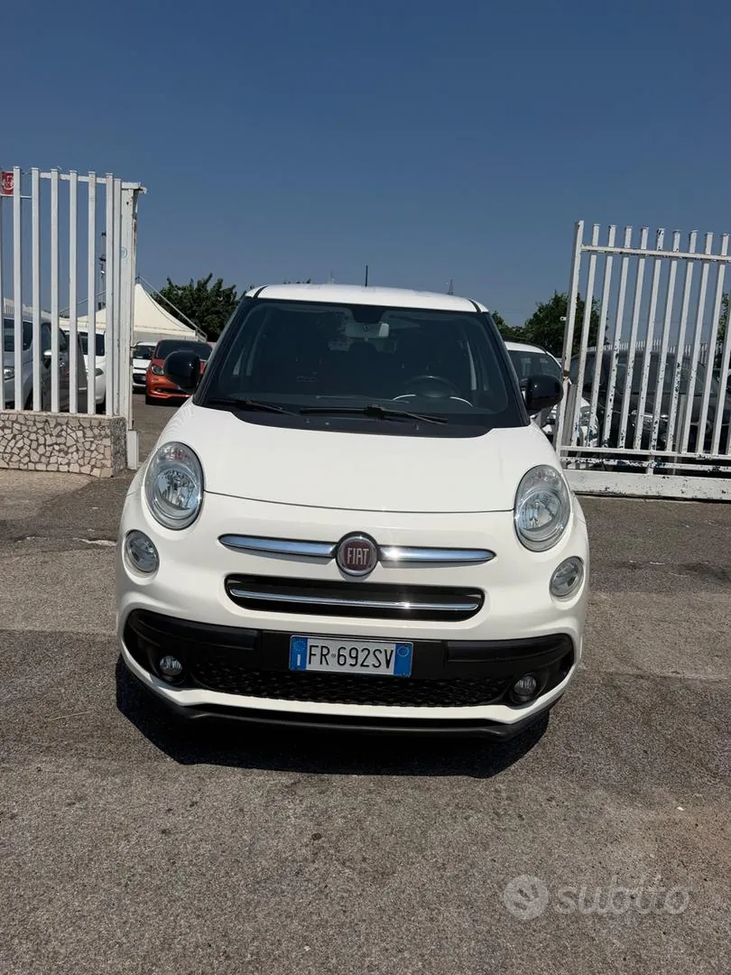 Fiat 500L 2018 photo 2
