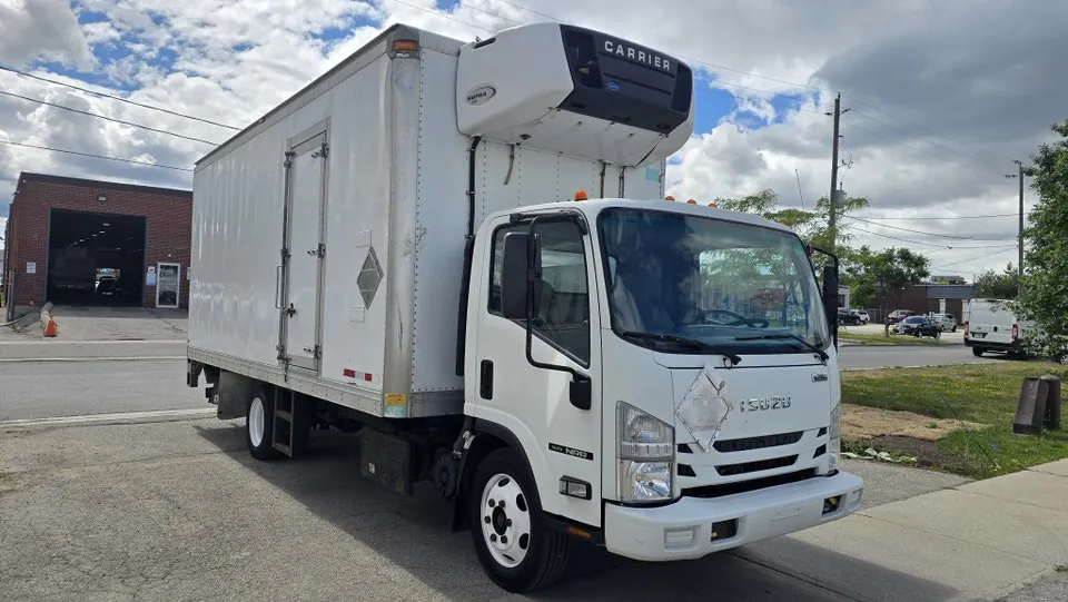 Isuzu Nrr 2018 photo 3
