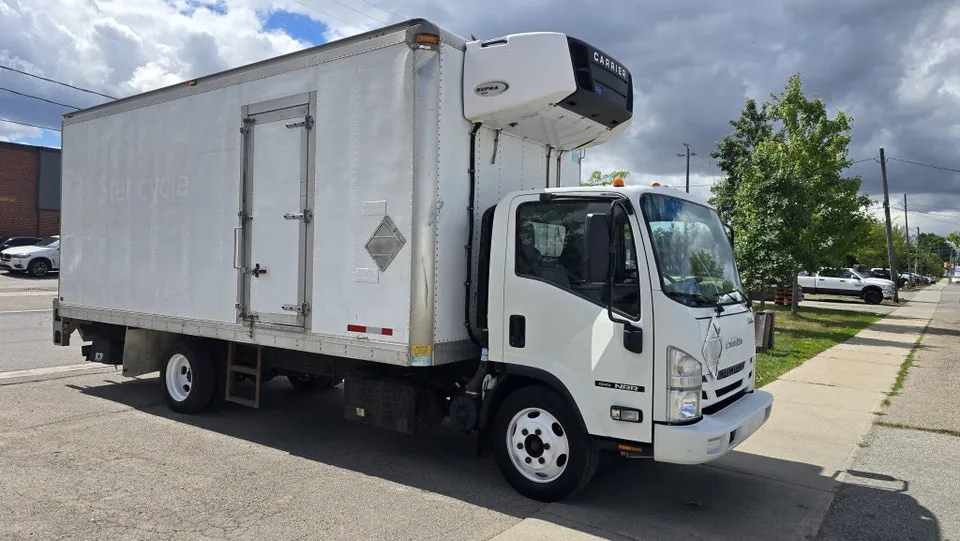 Isuzu Nrr 2018 photo 4