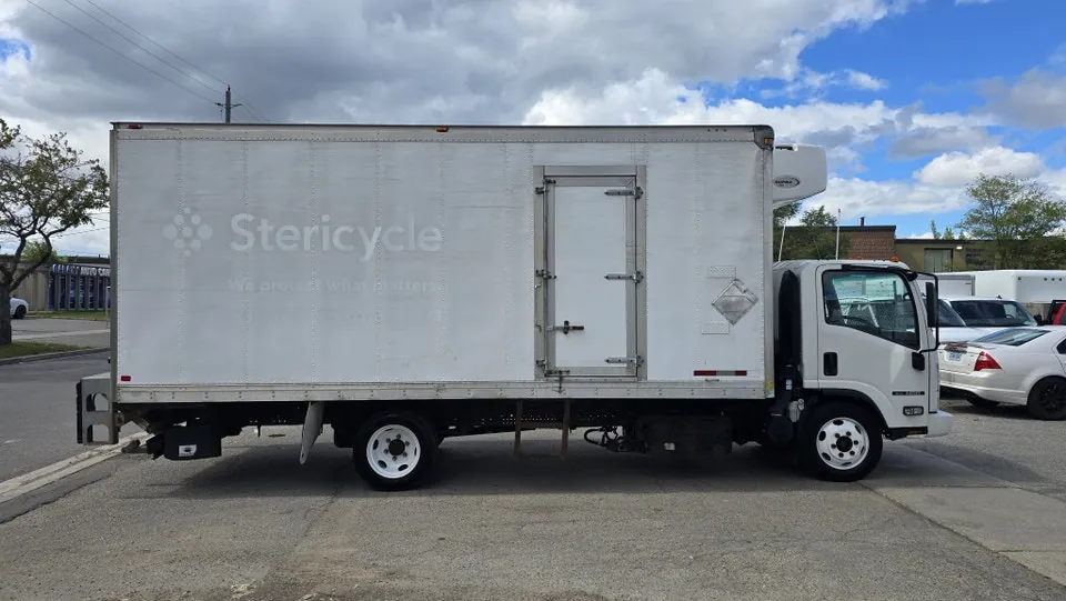 Isuzu Nrr 2018 photo 5