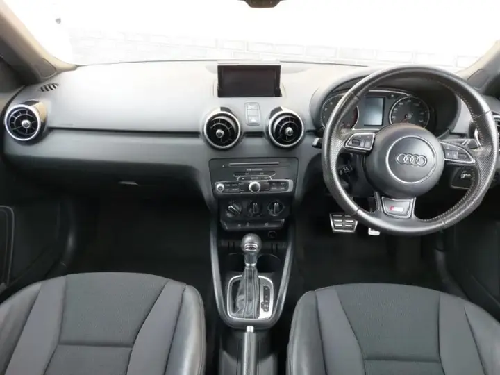 Audi A1 2017 photo 3