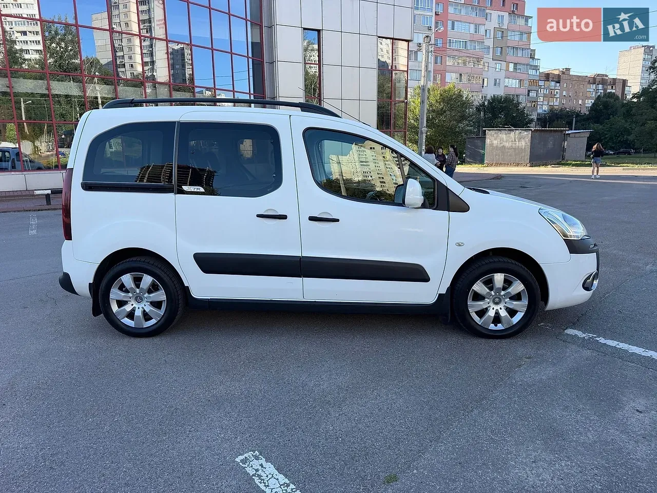 Citroen Berlingo 2013 photo 2
