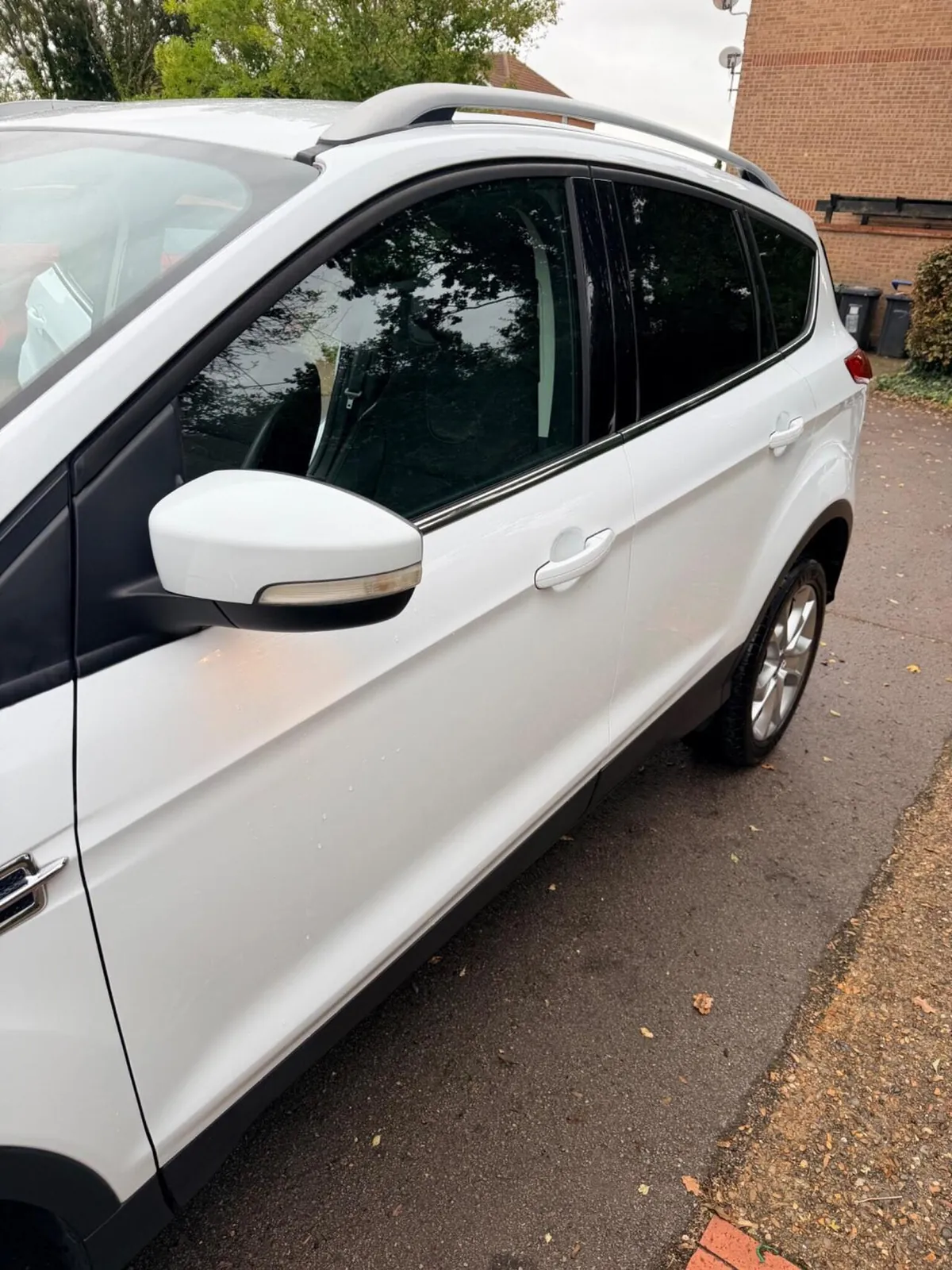Ford Kuga 2014 photo 2