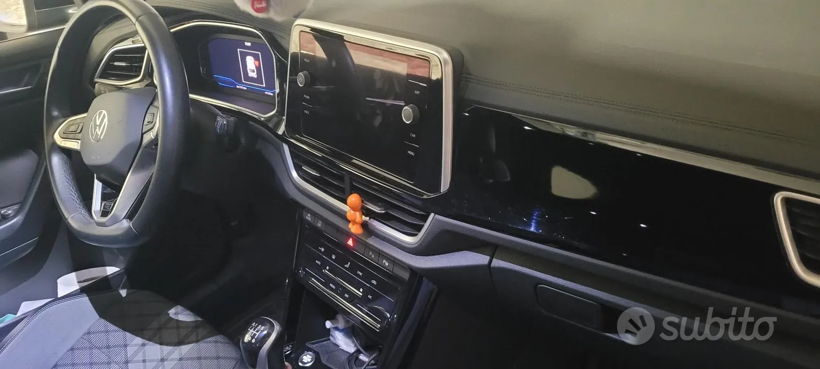 Volkswagen T-Roc 2024 photo 4