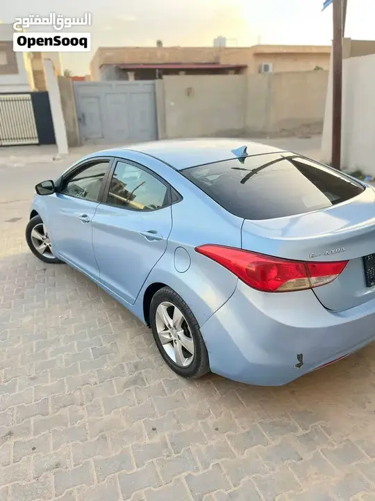 Hyundai Elantra 2012 photo 4