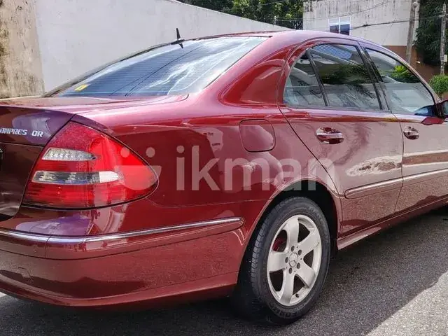 Mercedes-Benz E200 2004 photo 4