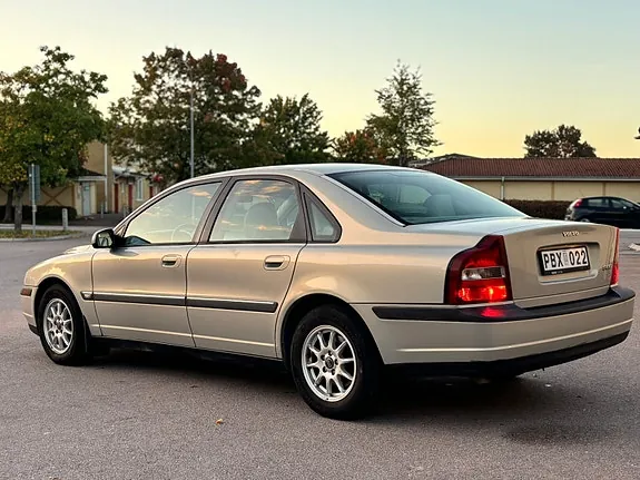 Volvo S80 2000 photo 2
