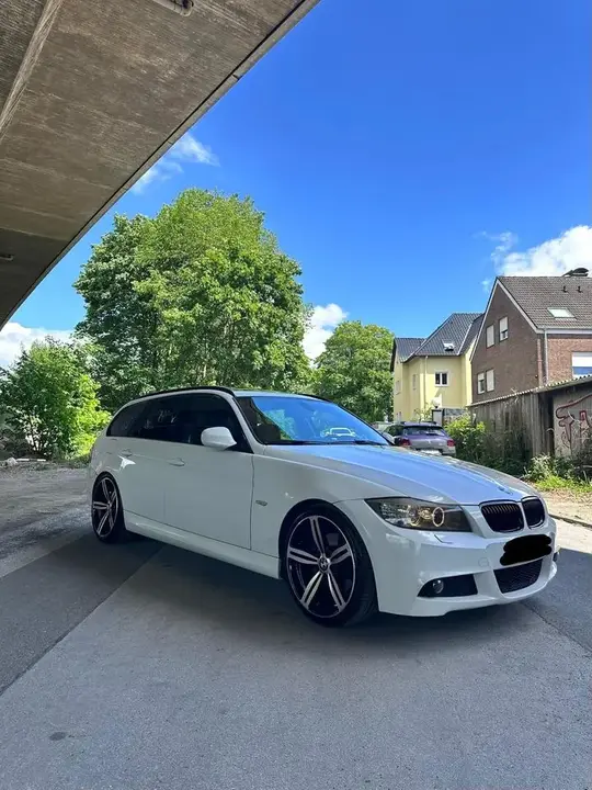 BMW 320D