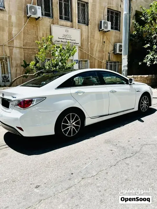 Hyundai Sonata 2014 photo 3