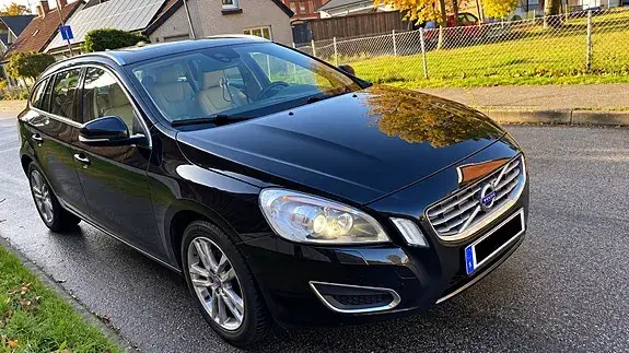 Volvo V60 2013 photo 2