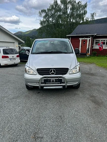 Mercedes-Benz Vito 115 2009 photo 2