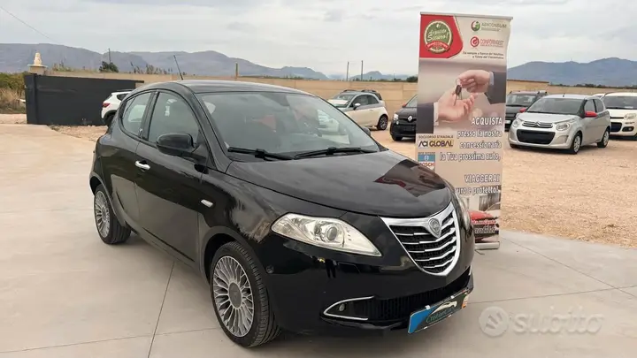 Lancia Ypsilon 2012 photo 3