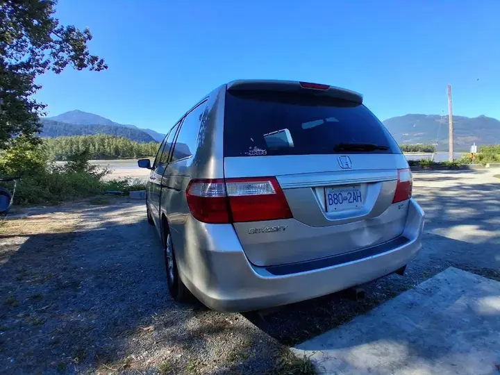 Honda Odyssey 2006 photo 2