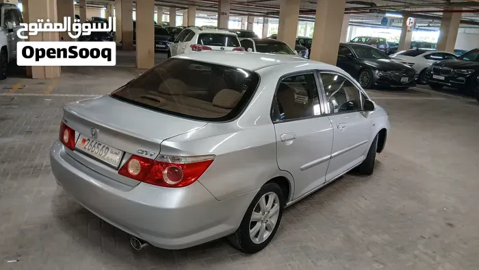 Honda City 2007 photo 3