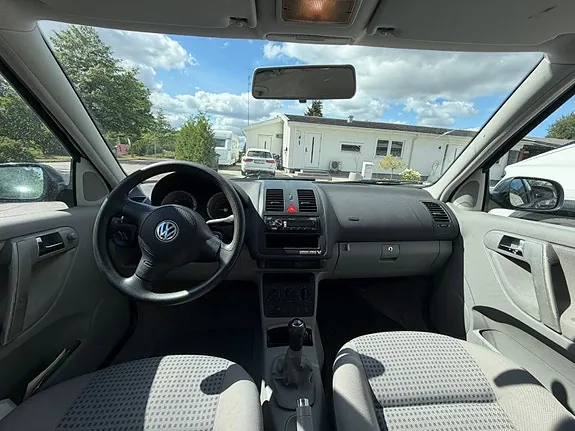 Volkswagen Polo 2000 photo 3