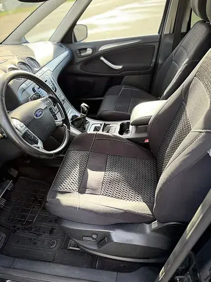 Ford S-Max 2010 photo 5