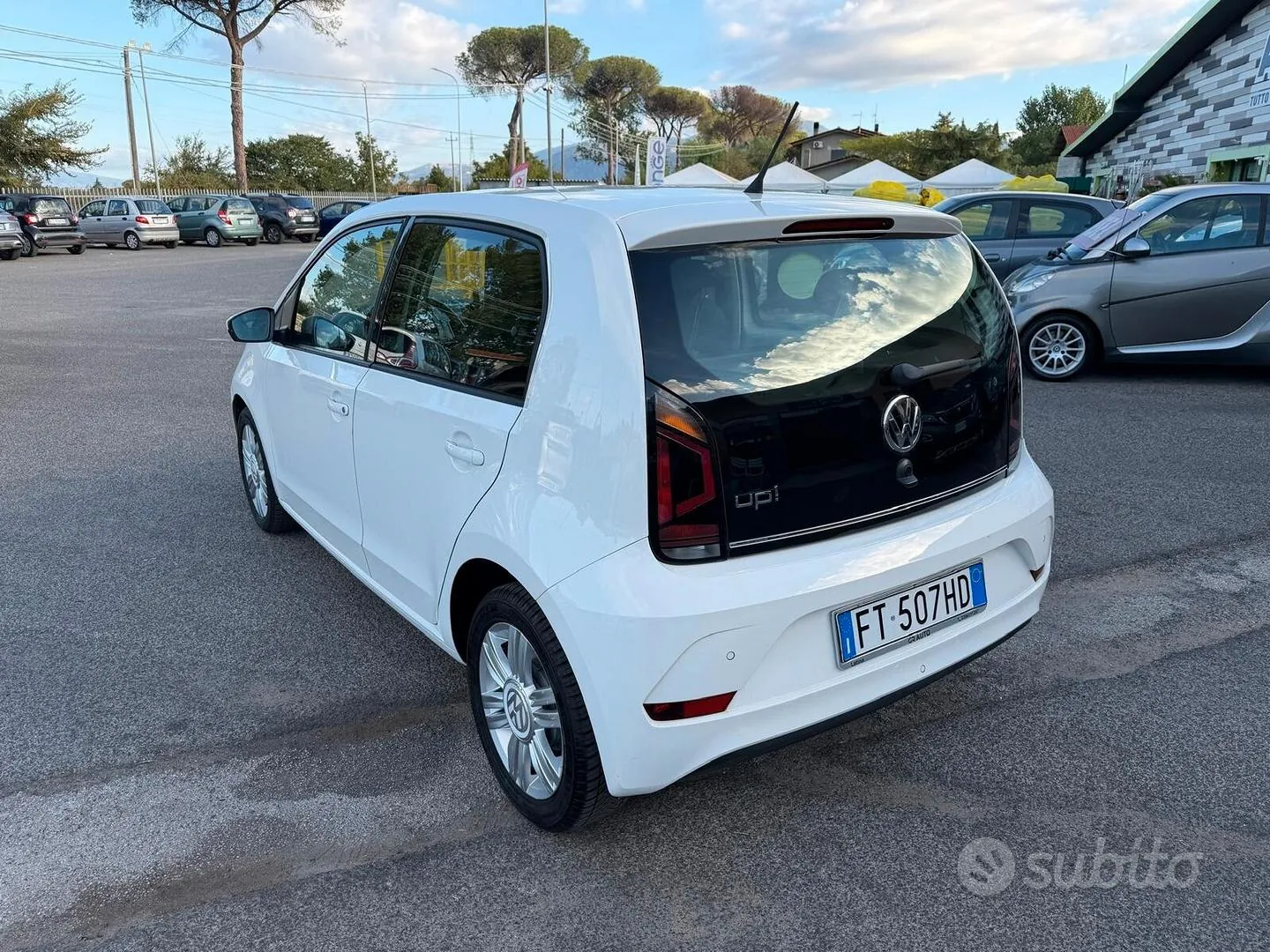 Volkswagen Up 2018 photo 4