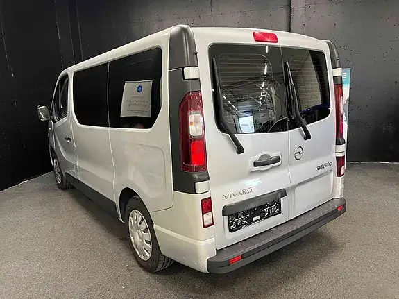 Opel Vivaro 2015 photo 5