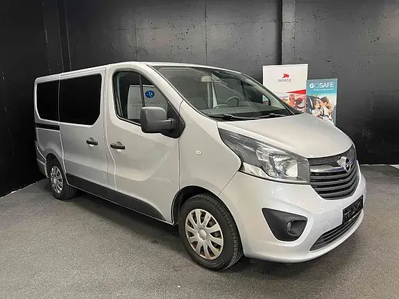 Opel Vivaro 2015 photo 3