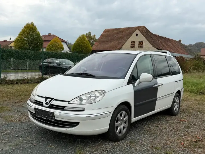 Peugeot 807 2011 photo 3