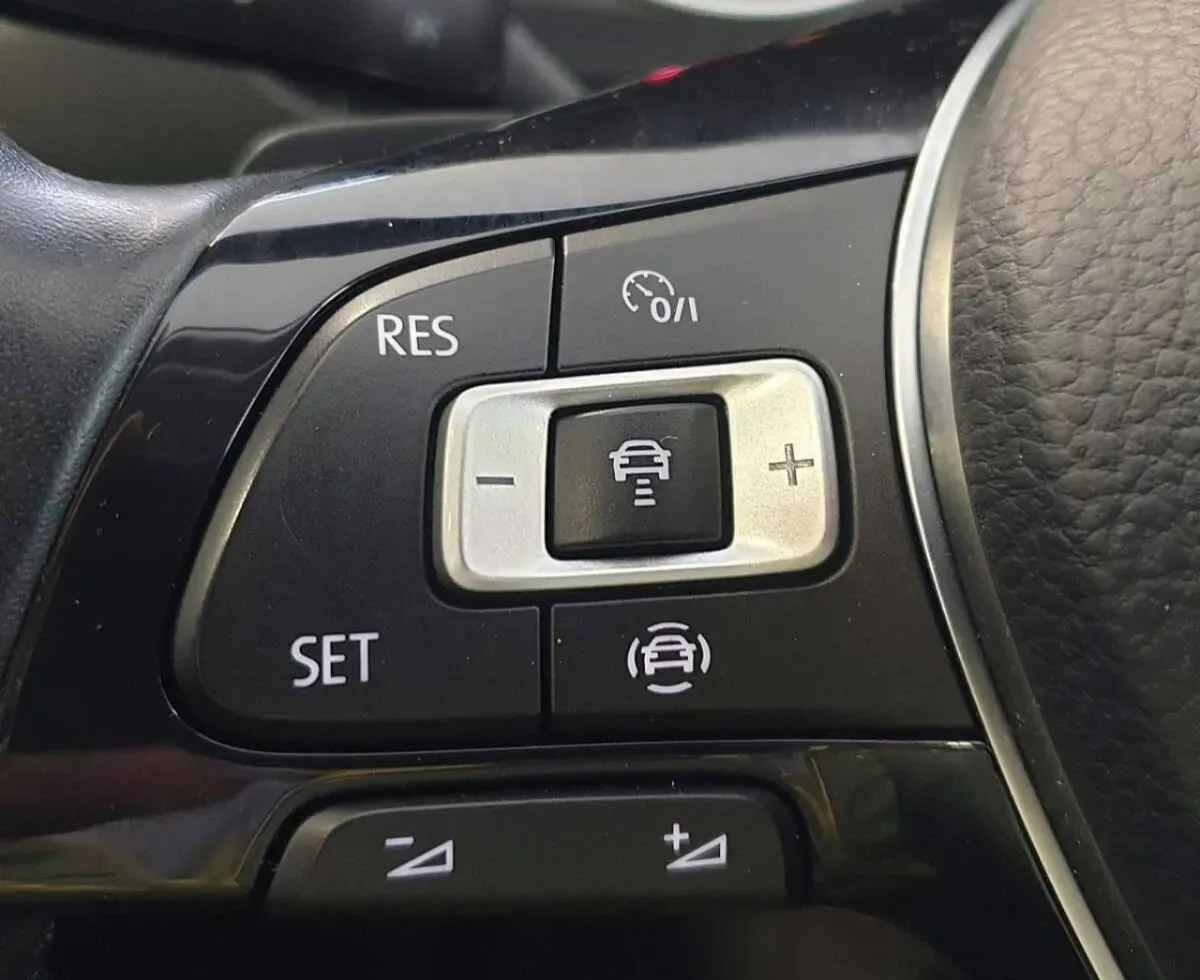 Volkswagen Tiguan 2018 photo 3