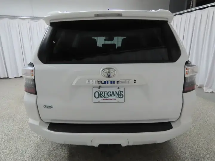 Toyota 4Runner 2022 photo 4