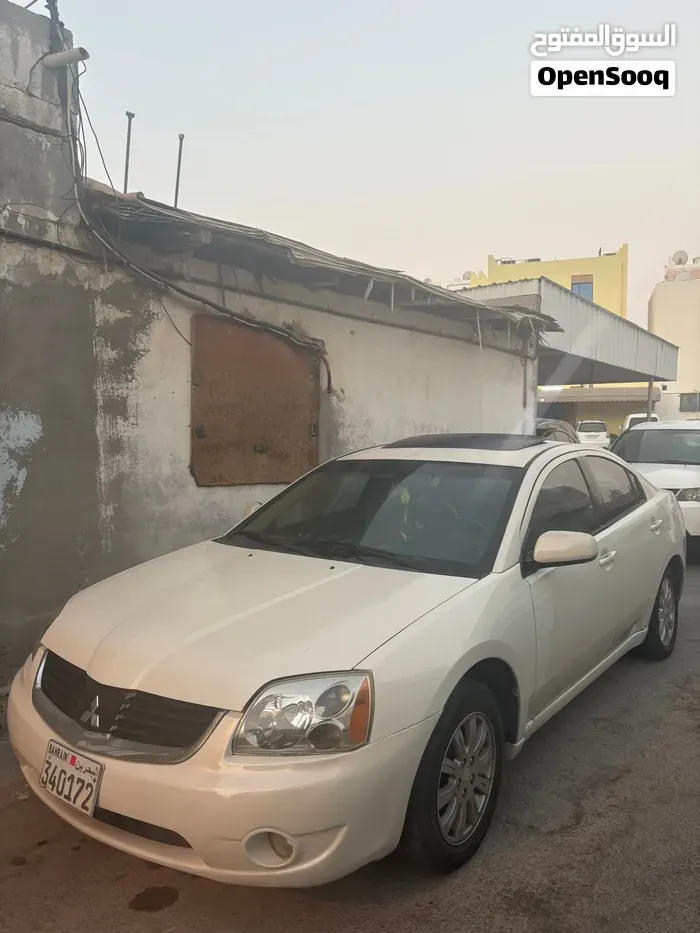 Mitsubishi Galant 2008 photo 2