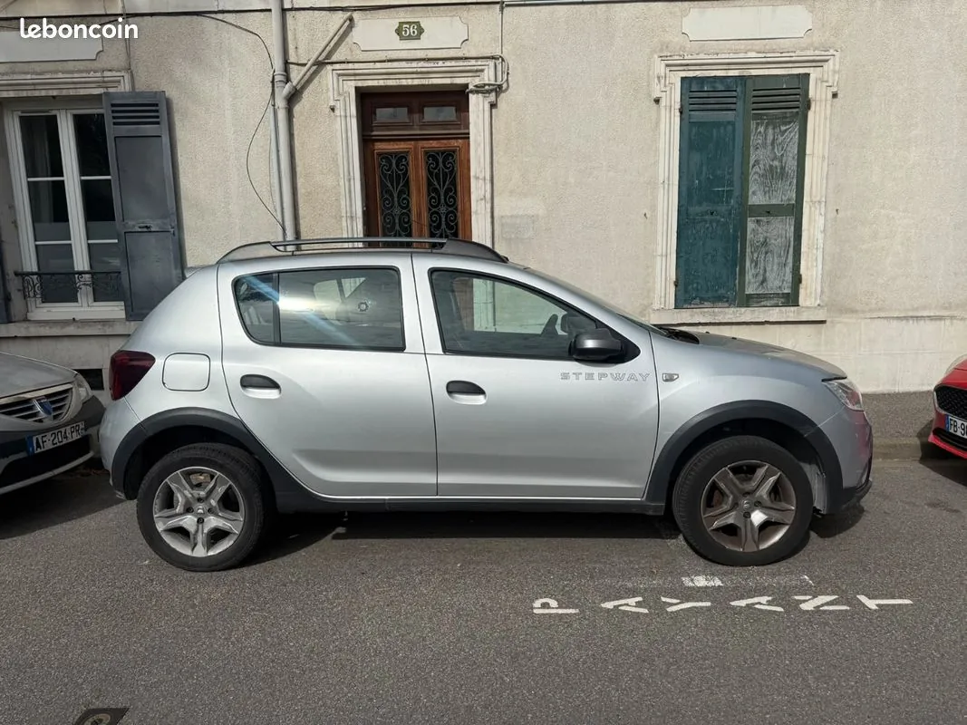Dacia Sandero 2017 photo 2