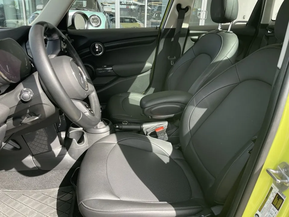 Mini Cooper 2023 photo 3