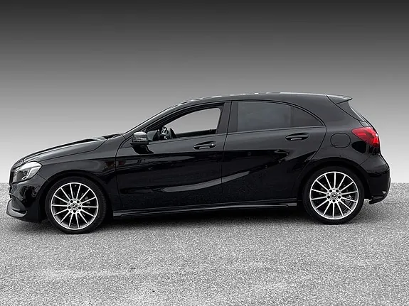 Mercedes-Benz A180 2018 photo 2