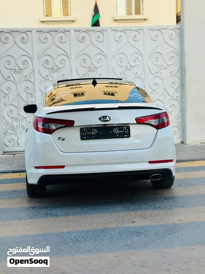 Kia Optima 2012 photo 2