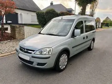 Opel Combo Tour