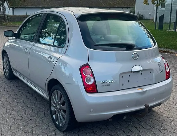 Nissan Micra 2008 photo 4