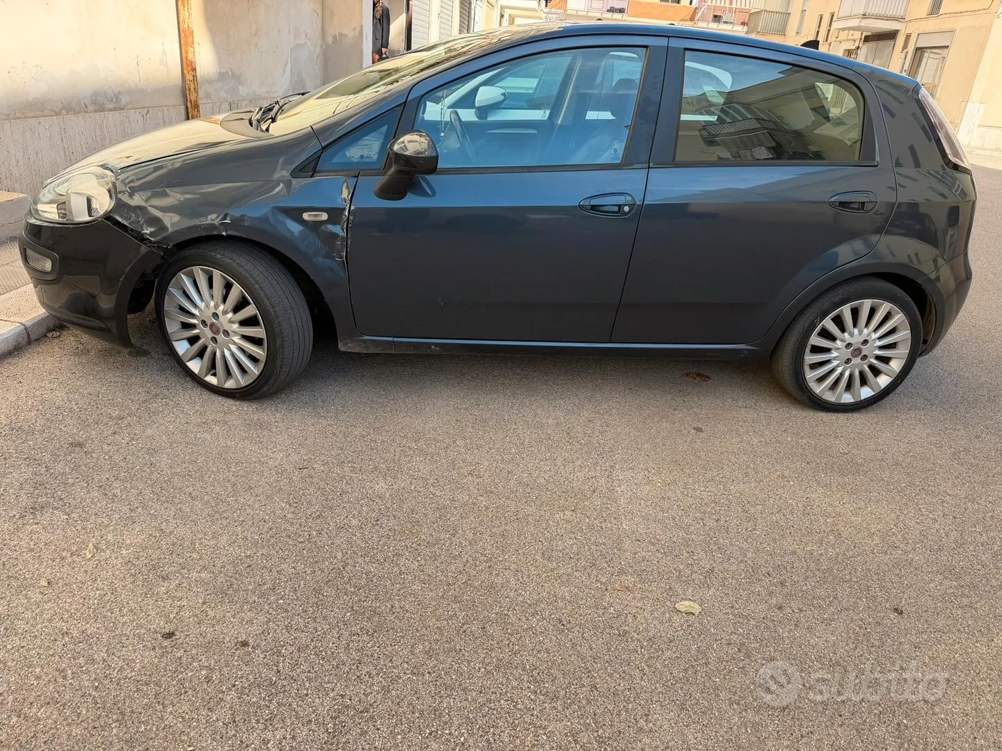 Fiat Punto Evo 2010 photo 3