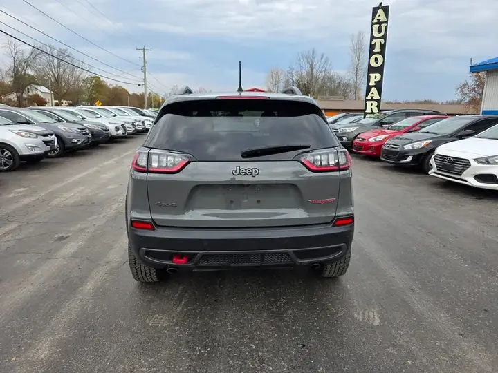 Jeep Cherokee 2019 photo 4