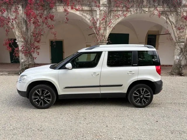 Skoda Yeti 2013 photo 3