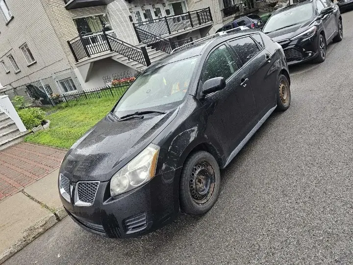 Pontiac Vibe 2009 photo 2