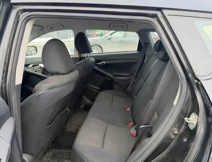 Pontiac Vibe 2009 photo 4