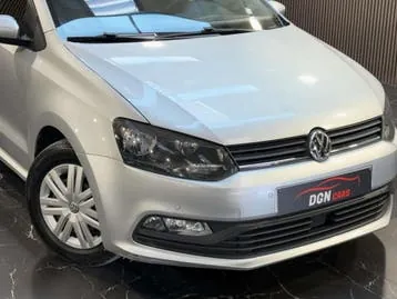 Volkswagen Polo 2015 photo 2