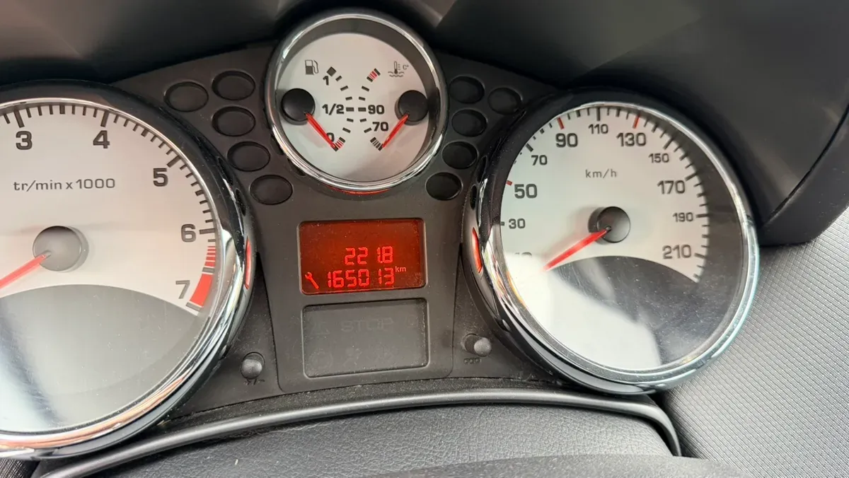Peugeot 207 2009 photo 3