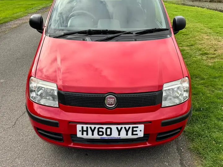 Fiat Panda 2010 photo 2