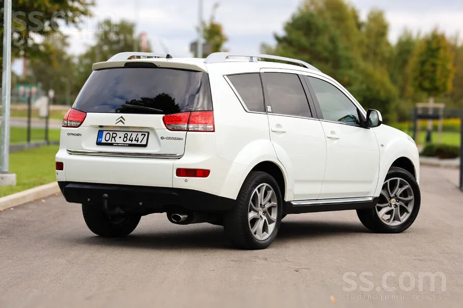 Citroen C-Crosser 2010 photo 4