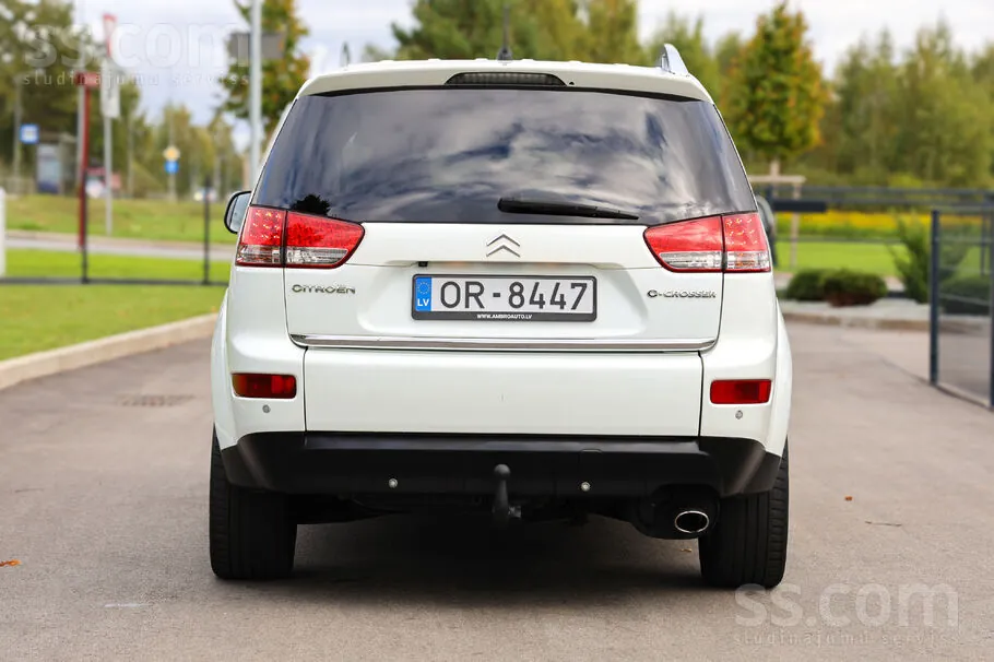 Citroen C-Crosser 2010 photo 5